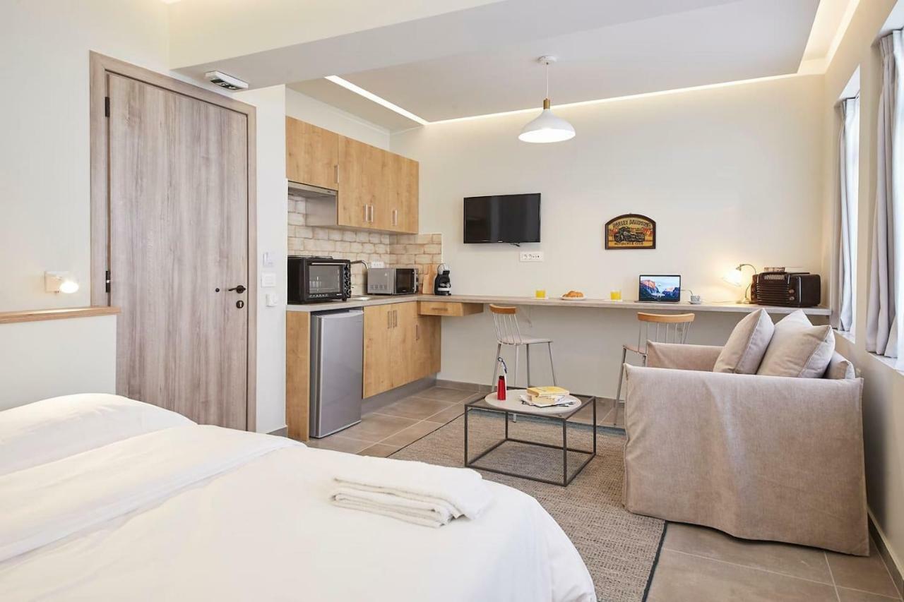 Stay In A Hip Decorated Studio Near Acropolis! 雅典 外观 照片